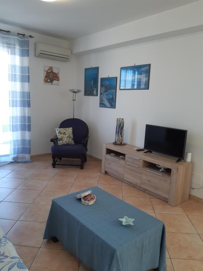 A Casa Di Loretta Apartment Terrasini Exterior photo